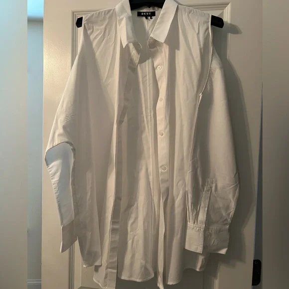 NWOT Donna Karan Cold Shoulder Crisp White Button Down Shirt - Picture 2 of 11